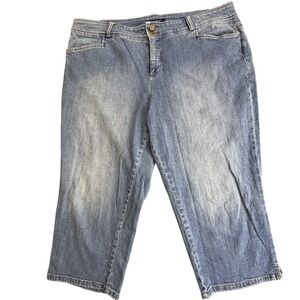 Chaps Womens 18W Denim Capri Jeans Blue Stretch Cropped Pants Light Wash 158